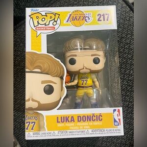 Funko POP! Basketball NBA Luka Doncic Los Angeles Lakers  #217